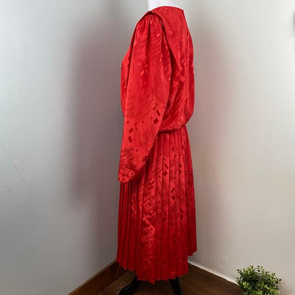 Vintage In Cinq Red Satin Long Sleeve Blousen Dress Career Teacher - Picture 6 of 8
